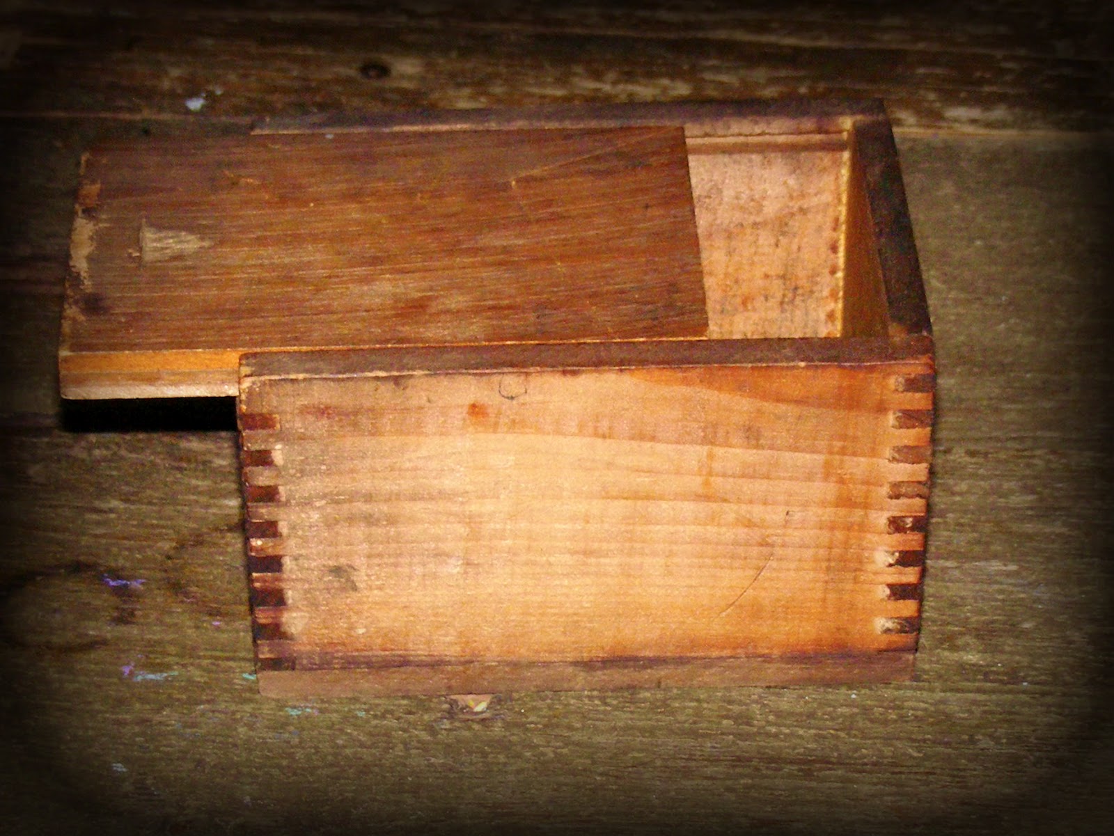 wooden box sliding lid plans